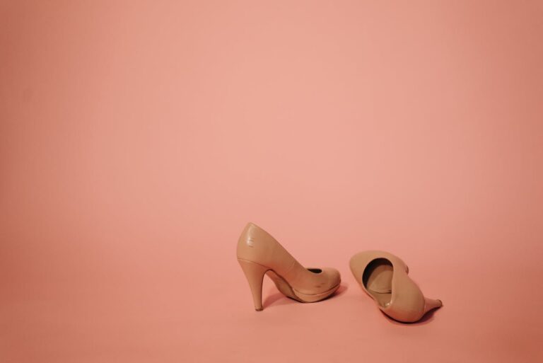 Como que compra um sapato? sapatos femininos